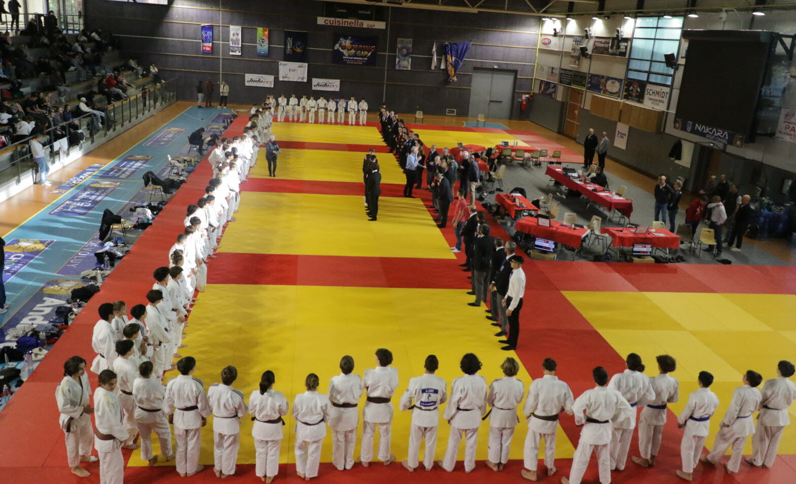 pres-de-900-judokas-sont-venus-de-toute-la-ligue-sud-judo-et-de-corse-loic-argentin-1761067656